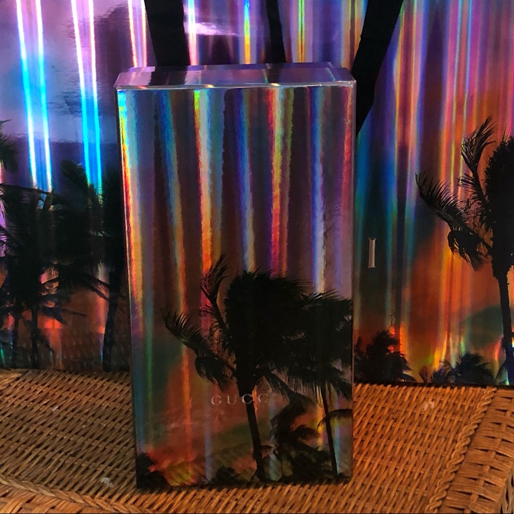 Gucci hologram shoe box
